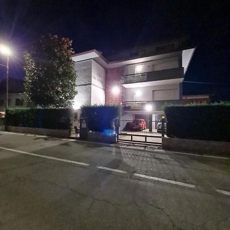 فندق أوريو آل سيريوفي  Landlady Airport Orio Bergamo Ida المظهر الخارجي الصورة
