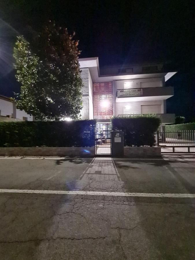 فندق أوريو آل سيريوفي  Landlady Airport Orio Bergamo Ida المظهر الخارجي الصورة
