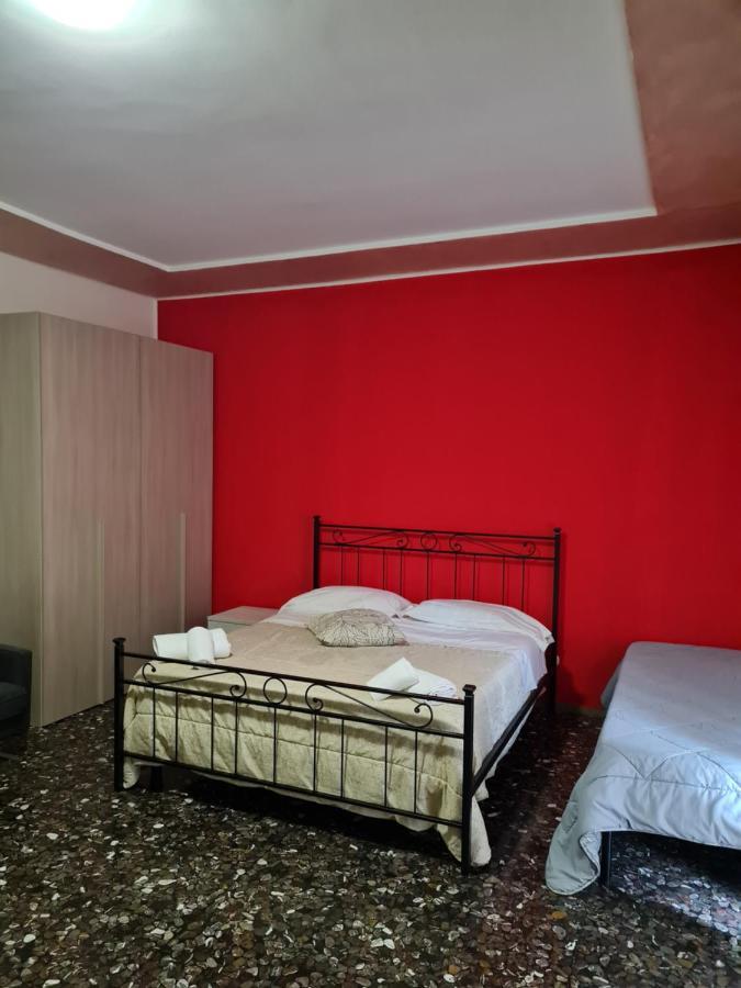 فندق أوريو آل سيريوفي  Landlady Airport Orio Bergamo Ida المظهر الخارجي الصورة